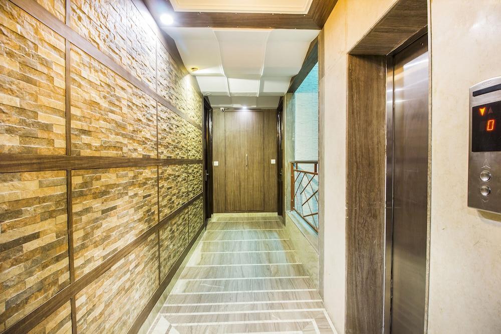 Hotel Sunstar Heights Delhi  Dış mekan fotoğraf