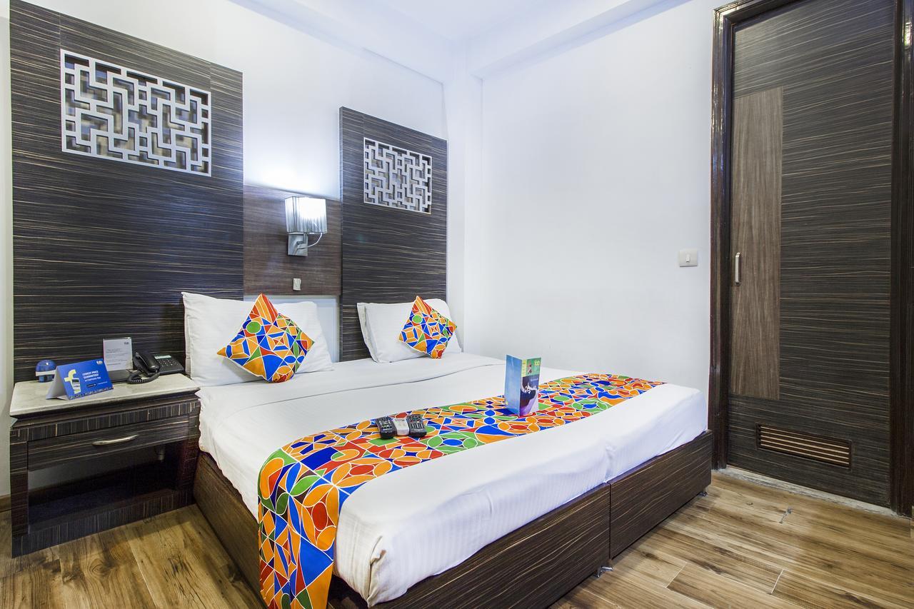 Hotel Sunstar Heights Delhi  Dış mekan fotoğraf